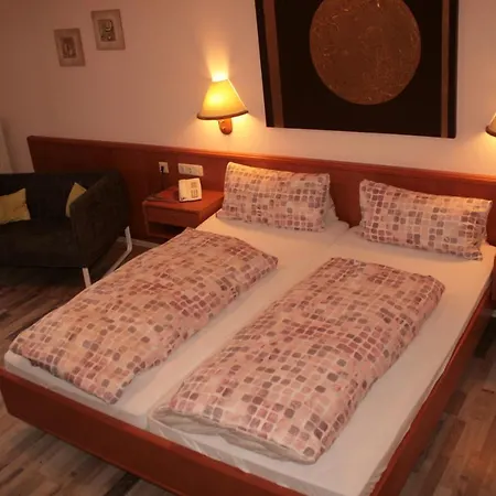 Waldpension Jaegerstueberl Hotel 3*