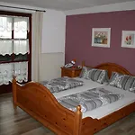 Waldpension Jaegerstueberl 3*
