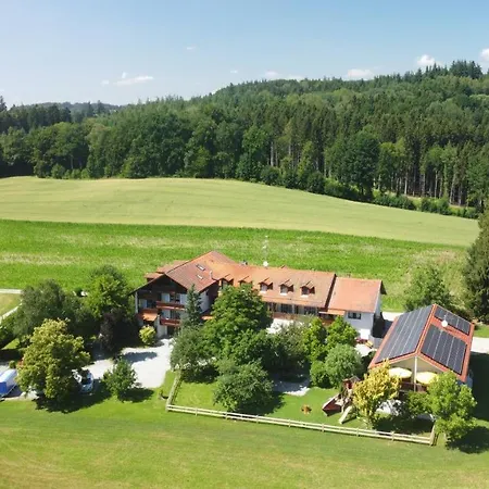 Hotel Waldpension Jaegerstueberl Bad Griesbach (Bavaria)
