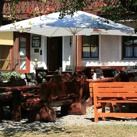 Otel Waldpension Jaegerstueberl
