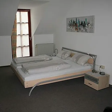 Waldpension Jaegerstueberl 3*