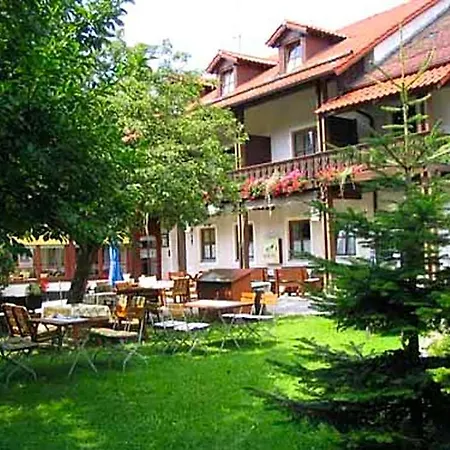 Waldpension Jaegerstueberl Hotel 3*